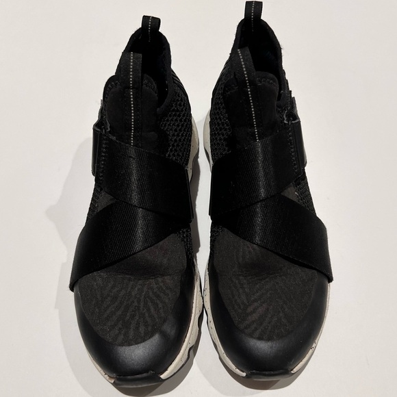 Sorel Kinetic Sneakers Womens Size 7.5 Sea Salt Black - Picture 3 of 8